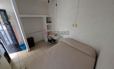 Casa en Venta Cerca del Tren Ligero Ideal Para Rentar o Vivir