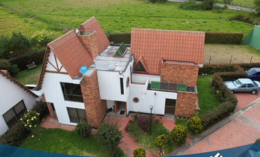 Vendo Hermosa Casa en Conjunto Cerrado en Tenjo