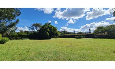 Venta de finca en cabeceras llanogrande