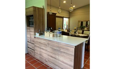 Venta de finca en cabeceras llanogrande