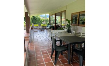 Venta de finca en cabeceras llanogrande