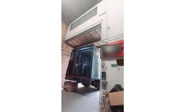 VENDO-ARRIENDO BODEGA BARRIO 12 DE OCTUBRE