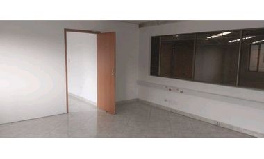 VENDO-ARRIENDO BODEGA BARRIO 12 DE OCTUBRE