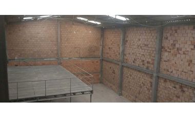 VENDO-ARRIENDO BODEGA BARRIO 12 DE OCTUBRE