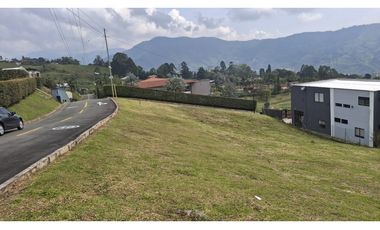 VENTA DE LOTE EN LA ESTRELLA
