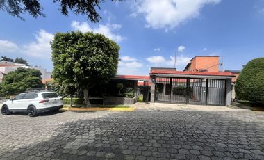 Renta casa y descubre tu nuevo hogar en Loma de Valle Escondido