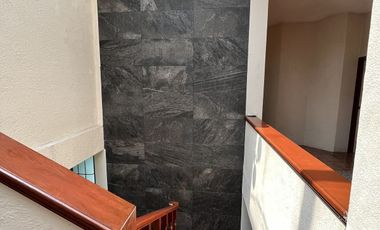 Renta casa y descubre tu nuevo hogar en Loma de Valle Escondido