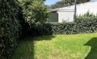 Renta casa y descubre tu nuevo hogar en Loma de Valle Escondido