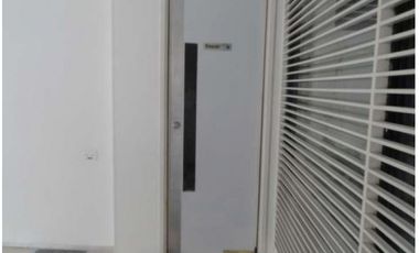 ALQUILO LOCAL ESQUINERO SAN VICENTE