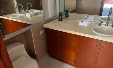 ARRIENDO HERMOSO APARTAMENTO CHICO NORTE SEMI AMOBLADO