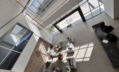 Venta de modernos departamentos con amenidades en Triada. KA