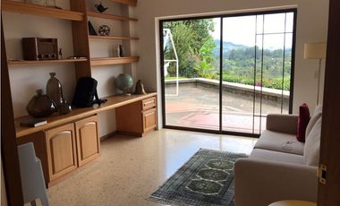 Casa en Arriendo en El Retiro sector La Fe