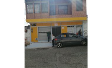 SE VENDE CASA LOCAL COMERCIAL Y VIVIENDAS INDEPENDIENTE EN LA VICTORIA