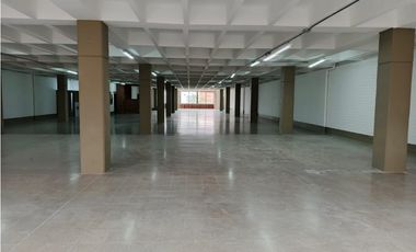 SE ARRIENDA LOCAL MEDELLIN