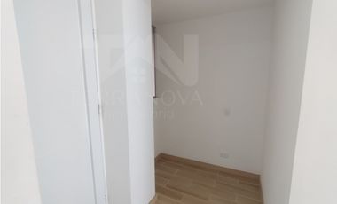 Apartamento en arriendo conjunto cerrado La Francia Piso 15
