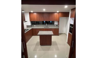 VENDO CASA PARA ESTRENAR EN CHIA