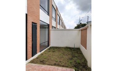 VENDO CASA PARA ESTRENAR EN CHIA