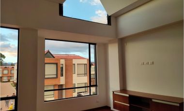 VENDO CASA PARA ESTRENAR EN CHIA