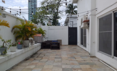 VENTA DE CASA  RUE ROYAL