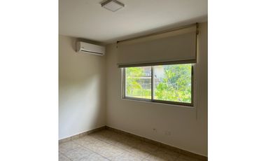 EMBASSY GARDENS | CLAYTON | SE ALQUILA DUPLEX| 4R | 5.1/2 B | 2P