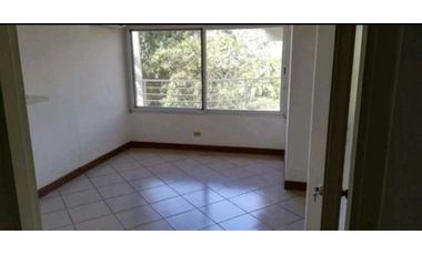 CASA DUPLEX EN CERRO ANCON 4REC  4.5 B 1400M2 RODEADA DE NATURALEZA