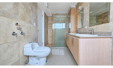 SE ALQUILA APARTAMENTO PH SEVILLA COSTA DEL ESTE