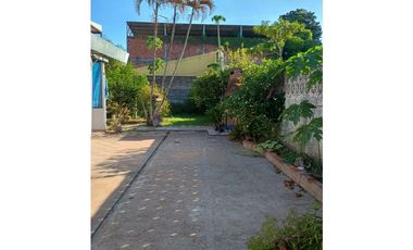 Casa ideal de 3 dormitorios sobre asfalto en Barranqueras