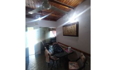 CASA SOBRE TACUARI CASI LAVALLE