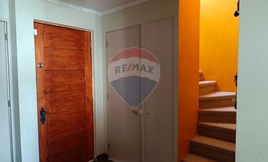 Acogedora casa en venta - Buin