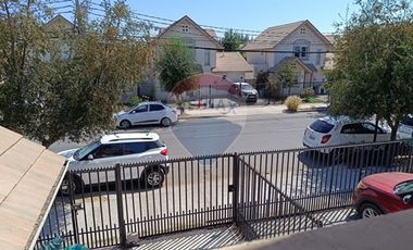Acogedora casa en venta - Buin