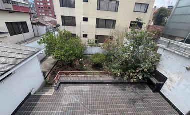CASA Y RESTAURANT CAFETERIA DE VENTA  SECTOR LA FLORESTA