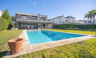 VENTA SAN ISIDRO LABRADOR VILLANUEVA VISTA AL GOLF