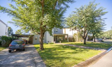 VENTA SAN ISIDRO LABRADOR VILLANUEVA VISTA AL GOLF
