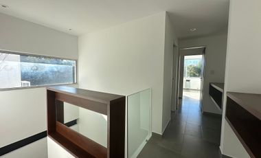 Casa en venta City Bell 2 Dormitorios moderna