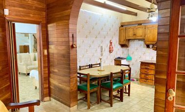 Venta casa de 5 ambientes C/cochera APTO CREDITO