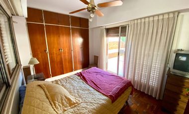 Venta casa de 5 ambientes C/cochera APTO CREDITO