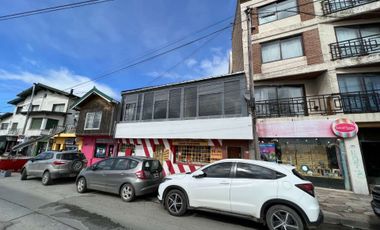 Venta casa y 2 locales y/o desarrollo inmobiliario
