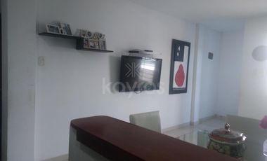 Casa en la margen izquierda con 3 Apartamentos Independientes Balcón y Espacios Amplios