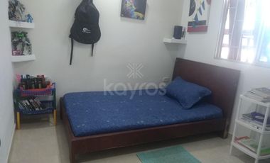 Casa en la margen izquierda con 3 Apartamentos Independientes Balcón y Espacios Amplios