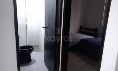 Casa en la margen izquierda con 3 Apartamentos Independientes Balcón y Espacios Amplios