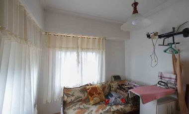 VENTA CASA 4 AMBIENTES CON PATIO Y COCHERA