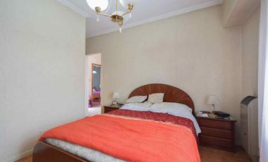 VENTA CASA 4 AMBIENTES CON PATIO Y COCHERA