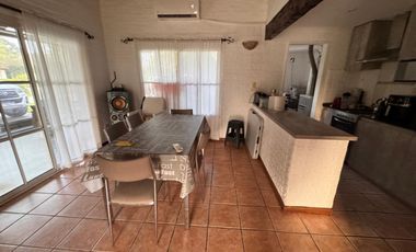 ECHEVERRIA DEL LAGO- ALQUILER DE CASA EN CANNING