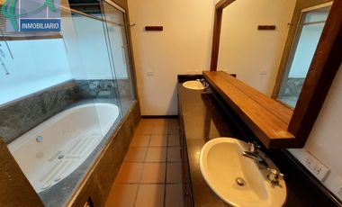 Casa en Arriendo Ubicado en Envigado Codigo 2727