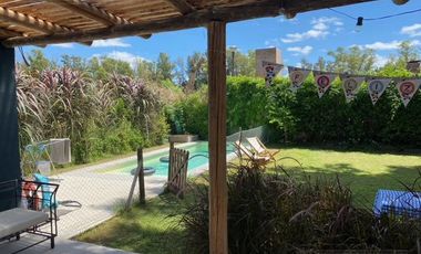Casa en  ayres de maschwitz de 4 ambientes con pileta