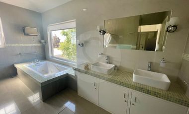 Casa en renta en Los Robles