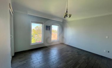 Casa en renta en Los Robles