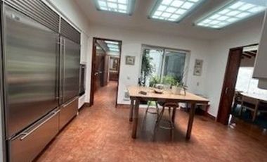 Casa en condominio en venta en Lomas de Bezares