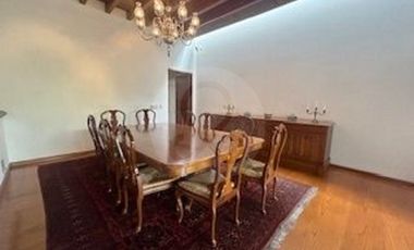 Casa en condominio en venta en Lomas de Bezares
