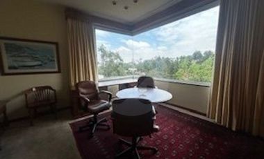 Casa en condominio en venta en Lomas de Bezares